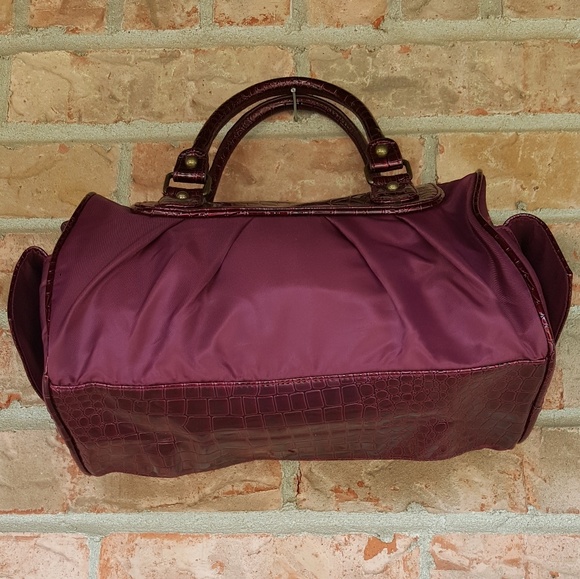 BURGUNDY HAND BAG . - Picture 2 of 6